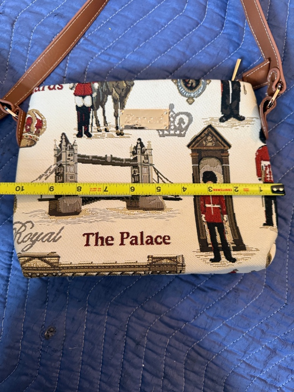 Signare Cream 'The Palace' Printed Tote and Mini Bag Set - Picture 4 of 7